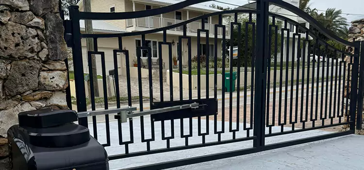 Swing Gate Opener with Keypad Jamestown