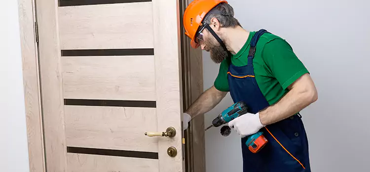 Replace Internal Door Handle with Lock Jamestown